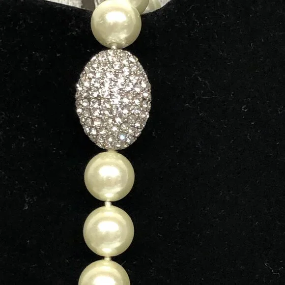 Joan Boyce Multi color Crystal and Faux Pearl Statement Piece ** - Picture 8 of 9